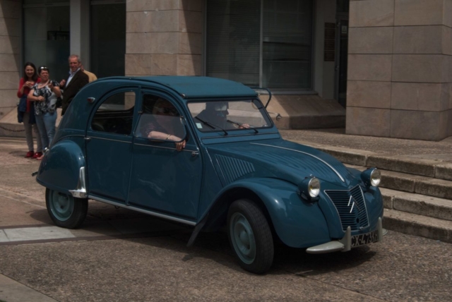 2CV